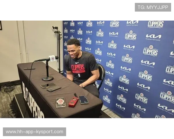 威少最新采访情绪低落：疑似对角色不满